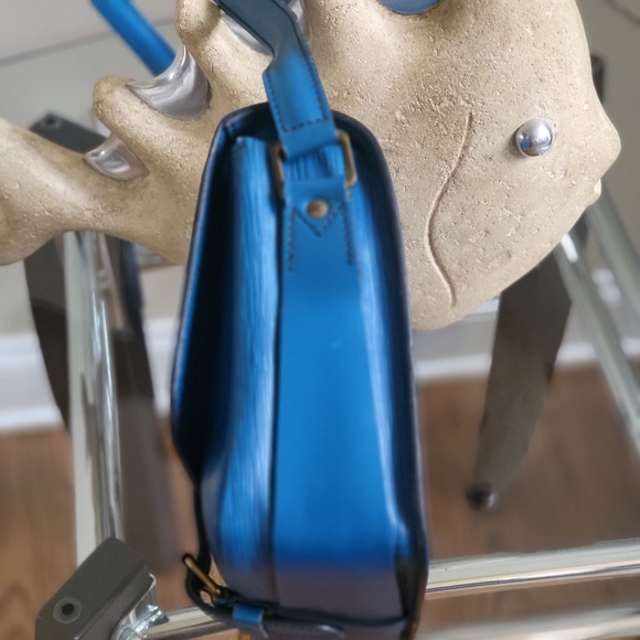 Louis Vuitton Epi Cartouchiere GMToledo Blue Shoulder Crossbody Bag..Authentic.. - Picture 3 of 16